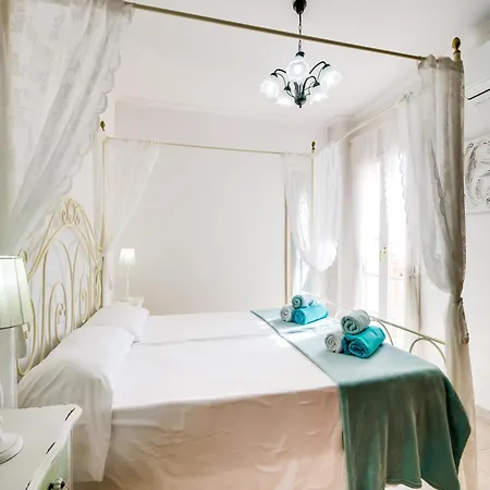 Holiday home Elegant With Private Pool