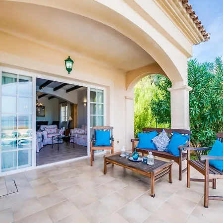 Elegant With Private Pool Holiday home *