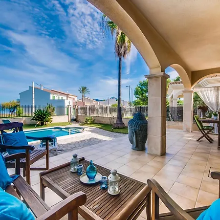 Elegant With Private Pool