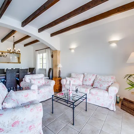 Elegant With Private Pool Holiday home *